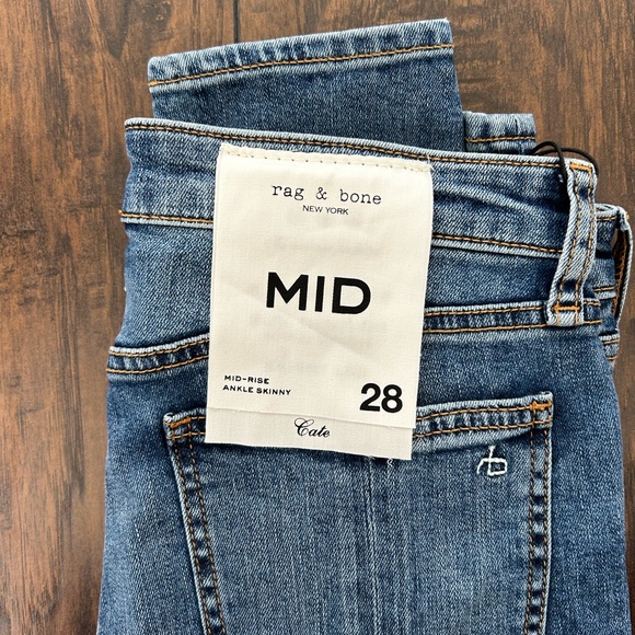 rag & bone Denim - rag & bone mid-rise cate ankle skinny jeans medium wash- size 28